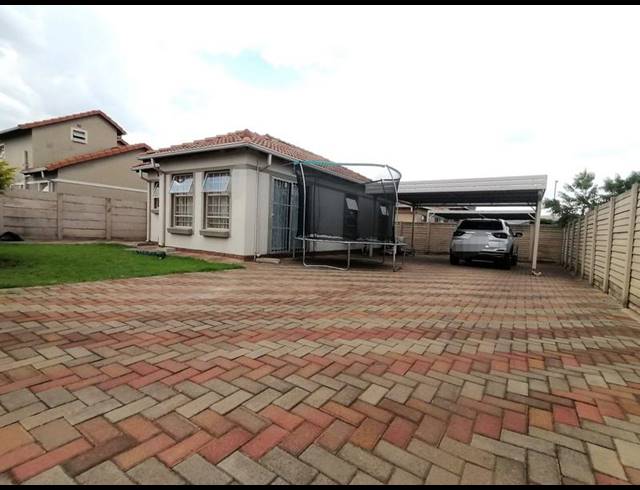 3 BEDROOM HOUSE FOR SALE IN ANDEON